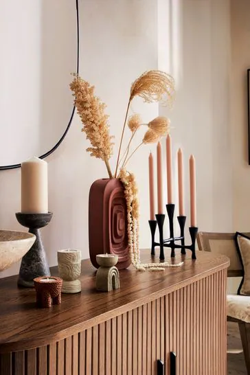 سلم تخزين مع سلال